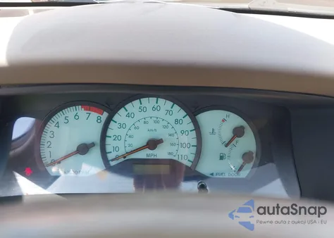 2004 Toyota Corolla Le из США, поврежденный, VIN 2T1BR32E94C302651